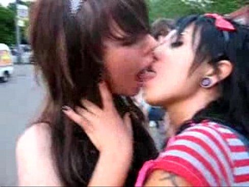 Betty B. reccomend emo girls kissing