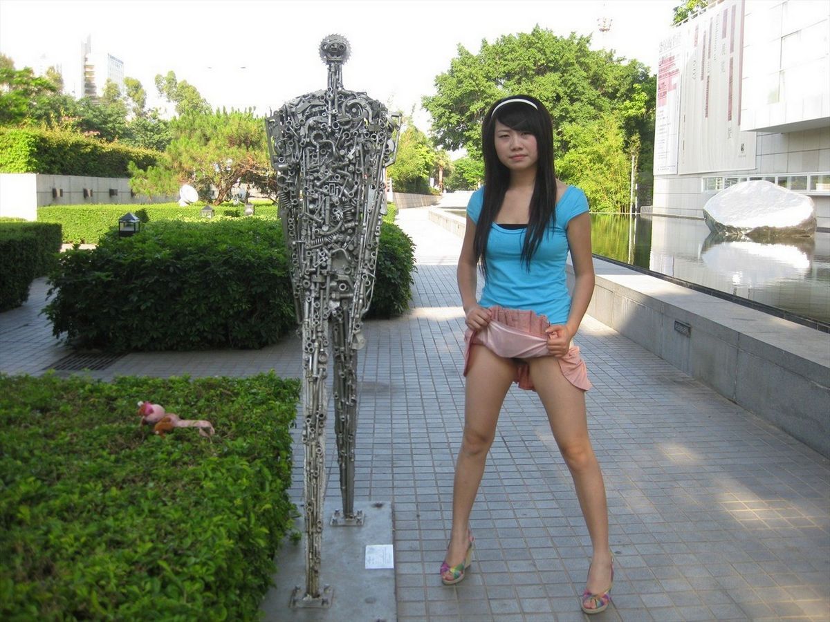 Asian public sex orgy with hot babes in public garden
