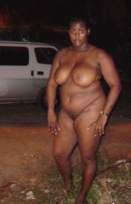 Ebony naked outside