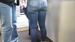 X recomended skin tight jeans