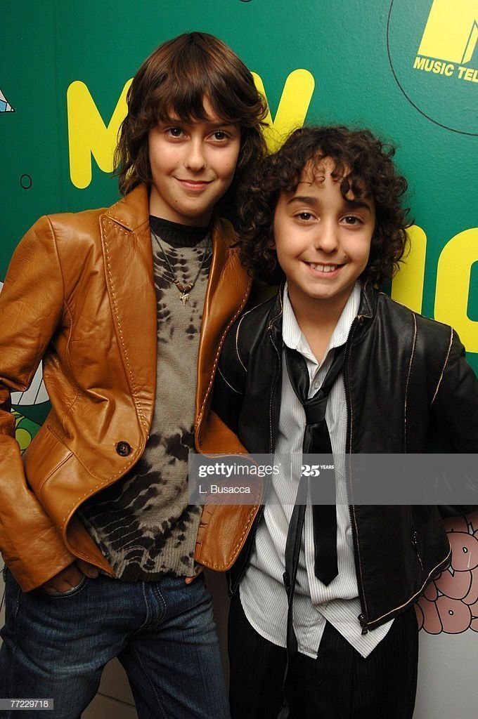 Clownfish reccomend The naked brothers band mtv