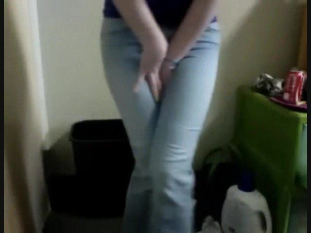 Free videos of girls pissing pants