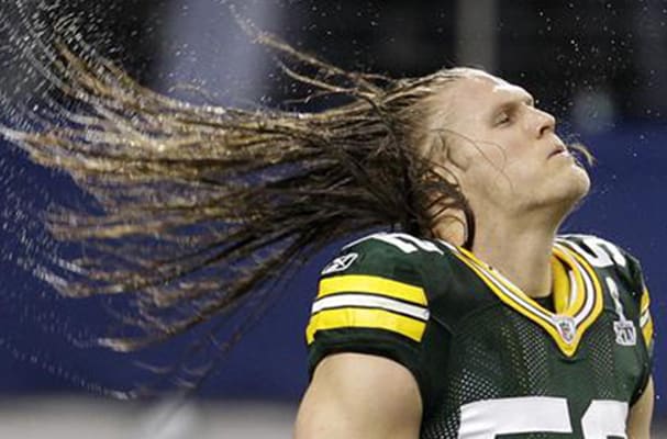 Apple reccomend Clay matthews shaved head