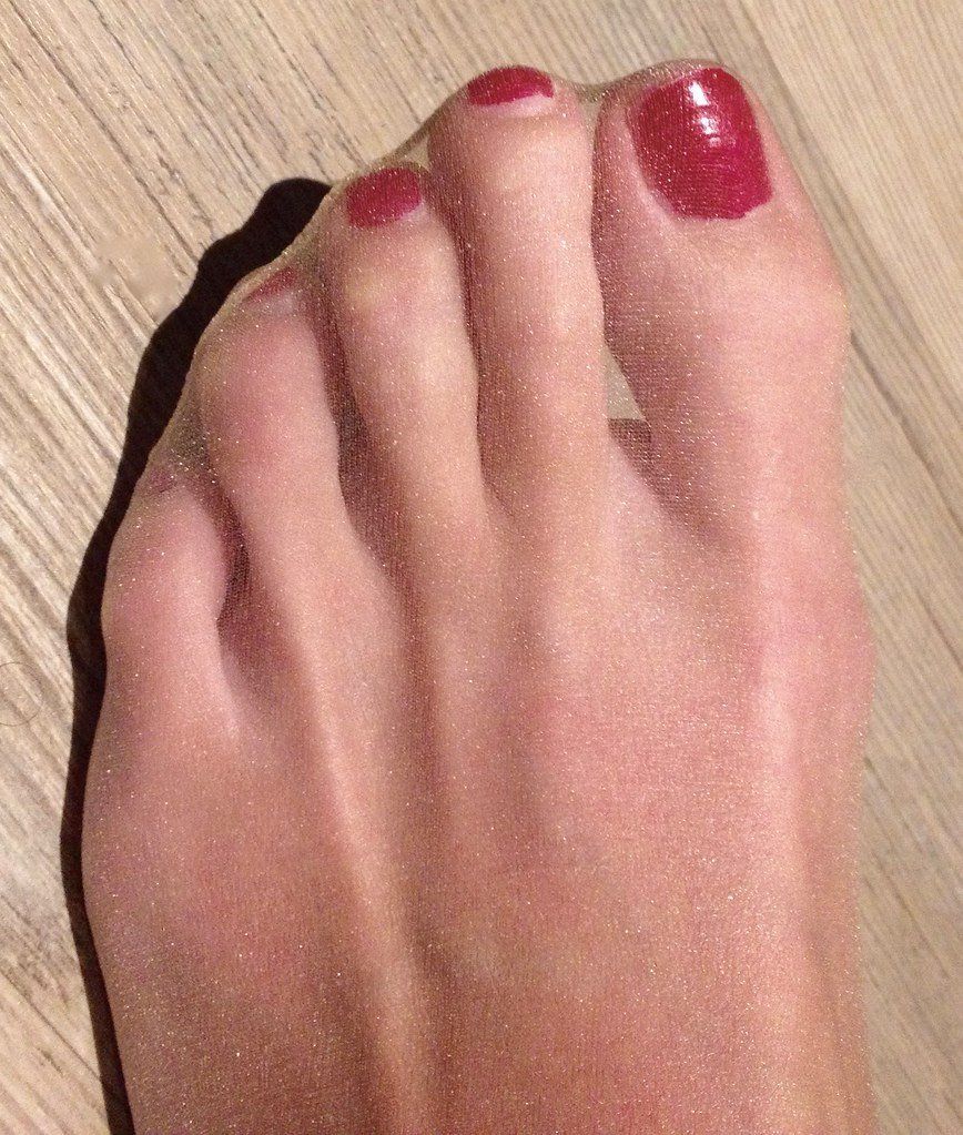 Amateur closeup nylon feet