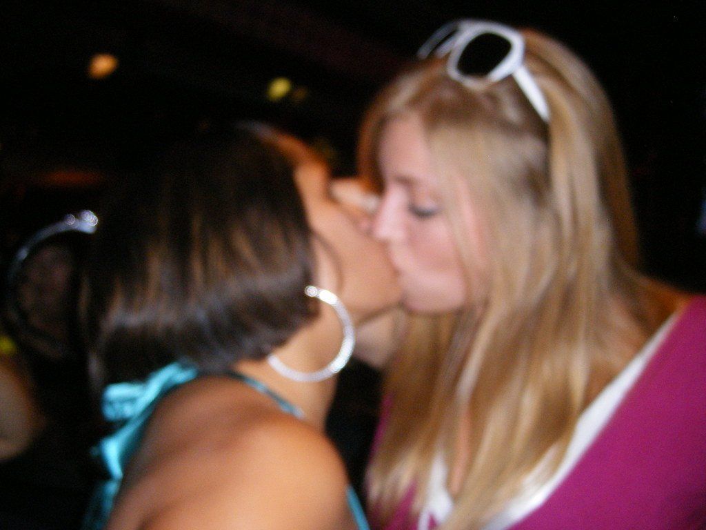 best of Kiss lesbian Drunk