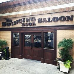 Swinging door saloon in tustin