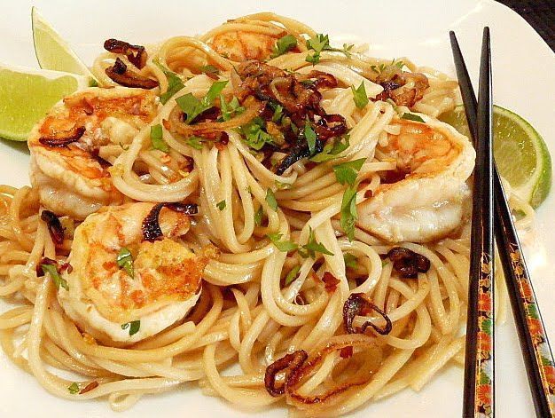 Blueberry reccomend Asian noodles with shrimp