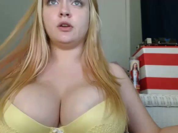 Wizard reccomend Big boobs and shows off