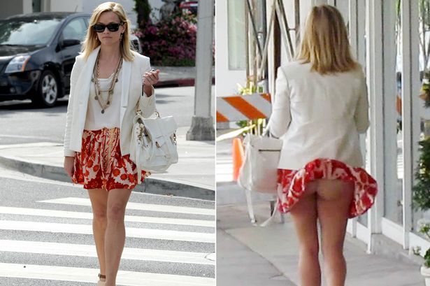 Reese witherspoon naked butt