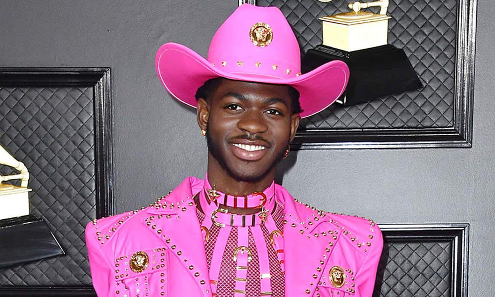 Outlaw reccomend lil nas x old town road
