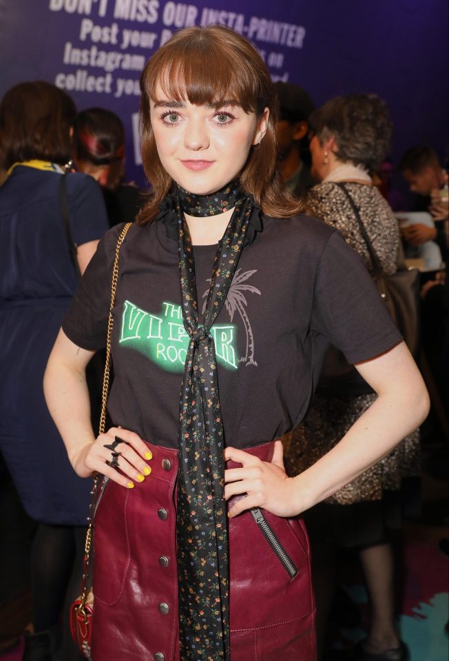 Young B. reccomend maisie williams breeds black