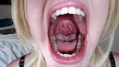 Benz reccomend bathtime mouth inspection lips tongue