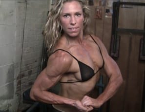 Sinker recommendet watch chest muscle pumping girl